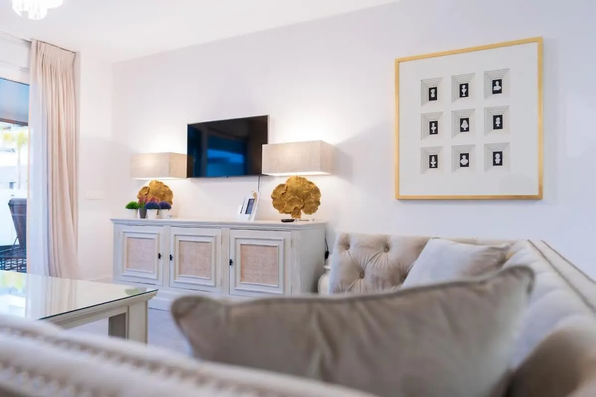 Cala Serena - Beautiful 2-Bedroom Apartment 850 Meters From The Beach La Cala De Mijas
